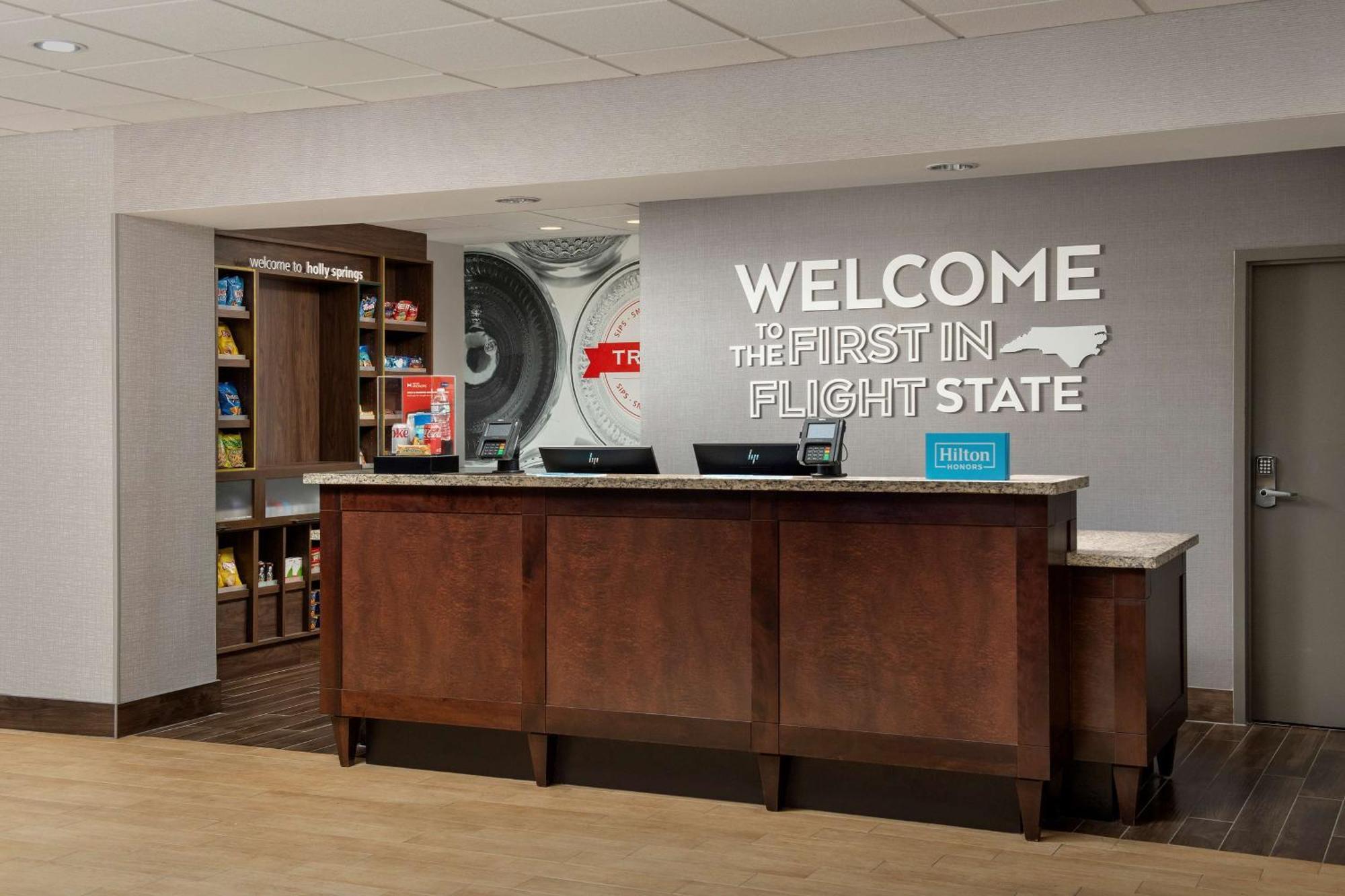 Hampton Inn & Suites Holly Springs Екстер'єр фото